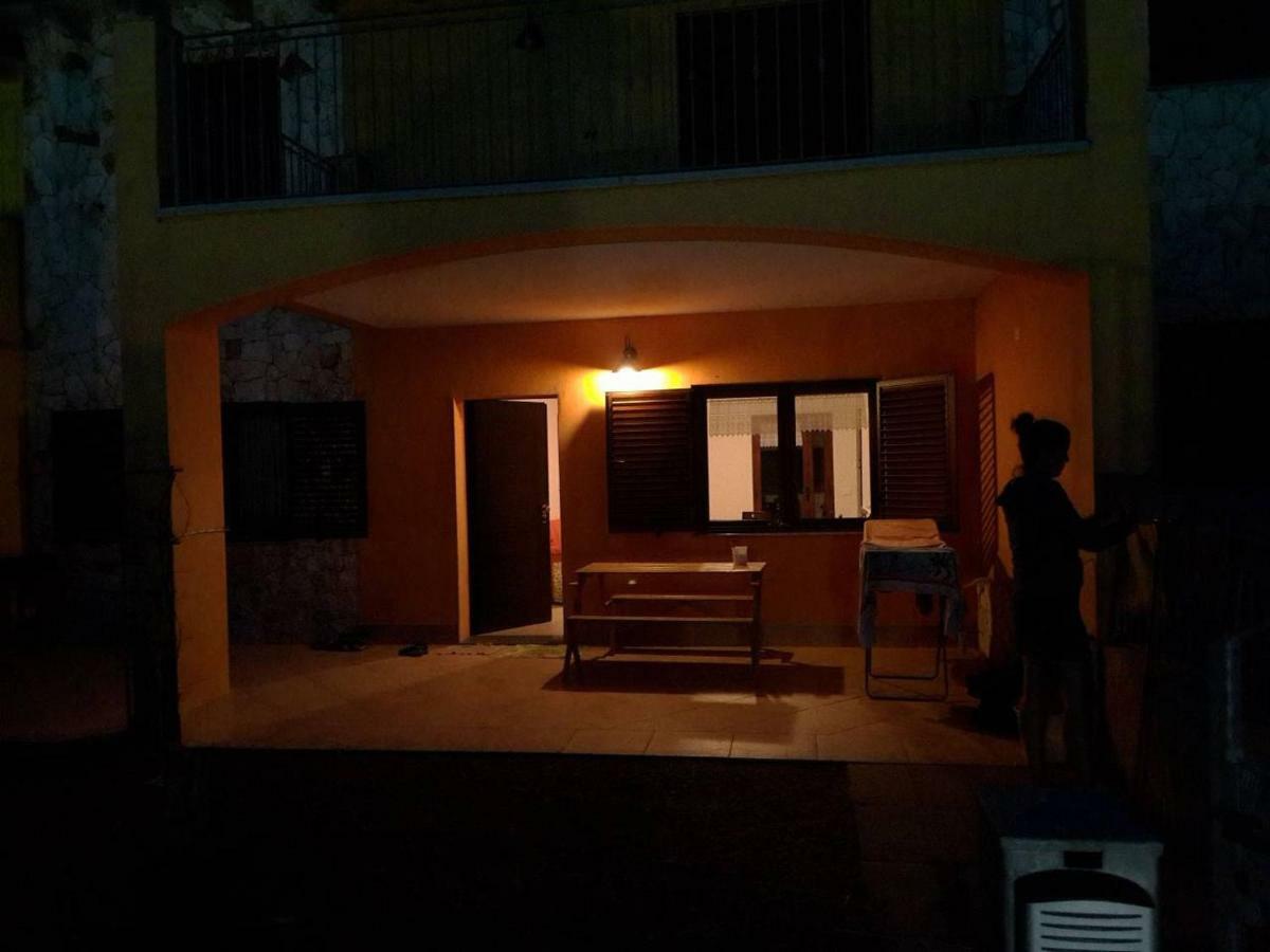 Appartamento Dentro Babai Village Tertenia Bagian luar foto