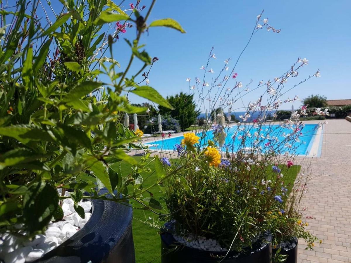 Appartamento Dentro Babai Village Tertenia Bagian luar foto